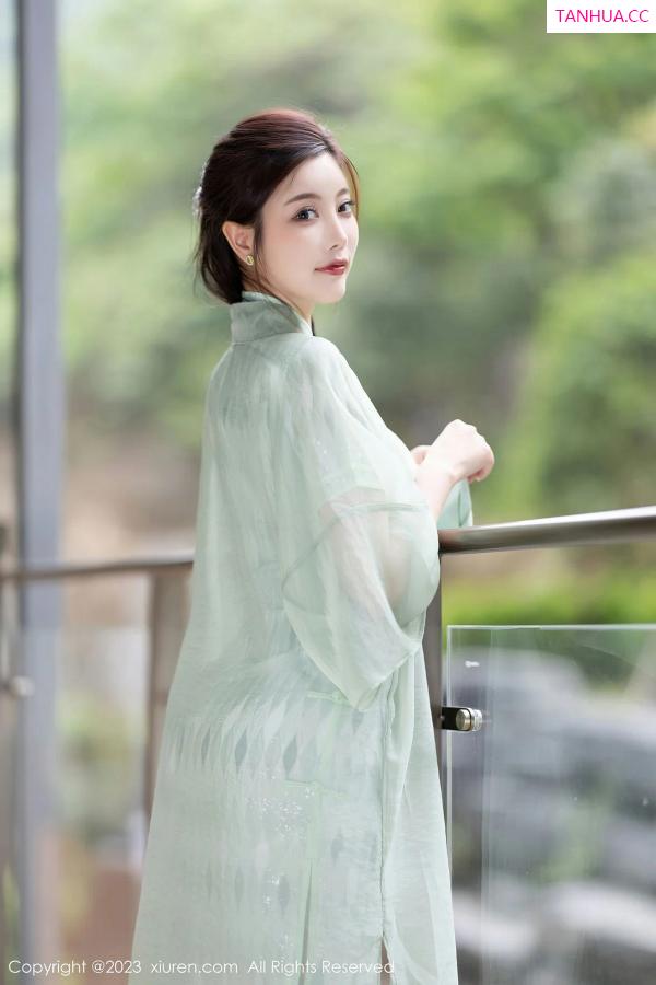 杨晨晨 sugar小甜心CC [XiuRen]高清写真图 2023.06.27 No.6983 杨晨晨Yome 旗袍美腿第3张图片